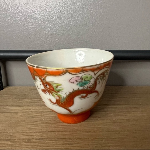 Vintage Chinese porcelain tea cup/bowl. - Picture 1 of 13